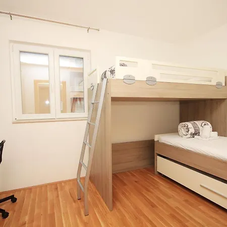Appartement Ela Makarska