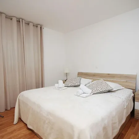 Lägenhet Ela Makarska